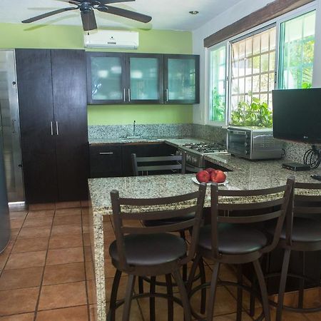 Cozy House Downtown Cancun Exterior photo